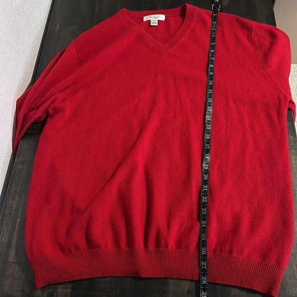 Turnbury Red V Neck Cashmere Sweater Size Large - Picture 5 of 5
